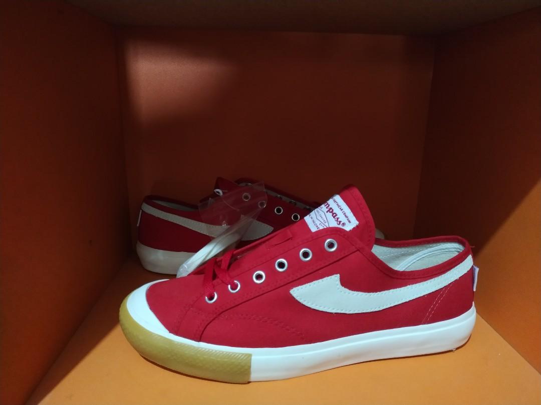 Sepatu Compass Red Gum Low Men S Fashion Men S Footwear