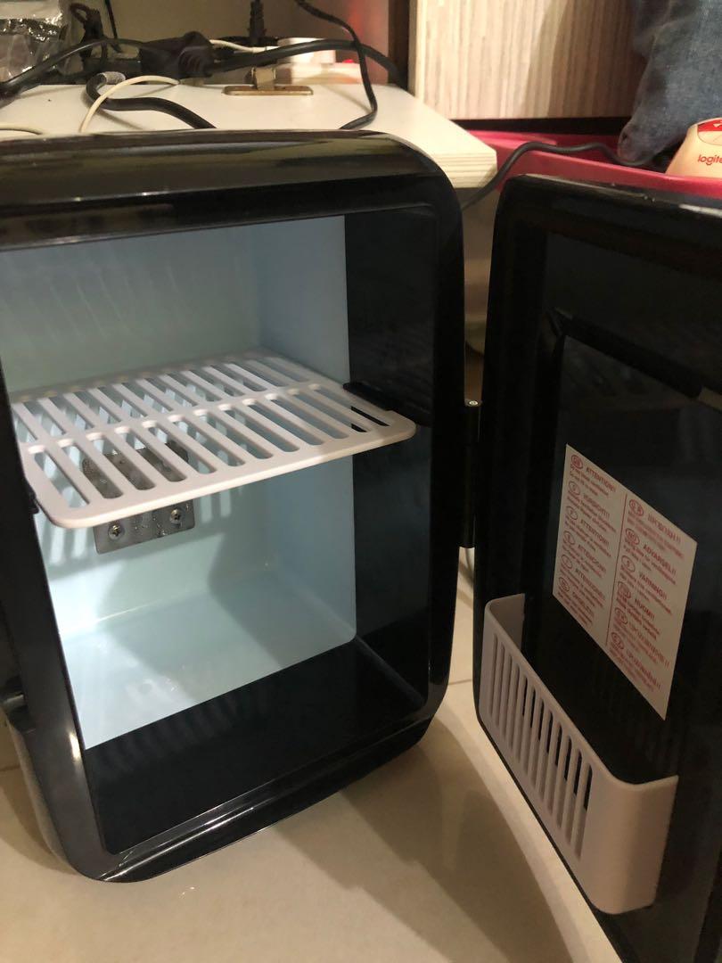 Sephora Takashimaya Store Exclusive Mini Fridge / Warmer Limited