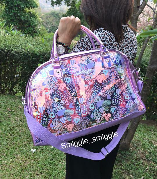 Kids hot sale weekend bag