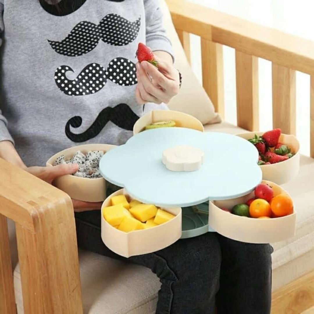 SNACK TRAY ROTATING CANDY BOX WITH PHONE HOLDER (Category: Towels, Napkins & Holders) located in Manila. Submitted by christimjose09 (Listing ID 237757428, Image 2). Description: Product details: ✔️Designed with separate five grid. Easily store dried fruit, nuts, candy, chocolate and other snacks by category. ✔️Unique petal shape makes more artistic. It can be used for storing small snacks, nuts and other small items such as jewelry and cosmetics