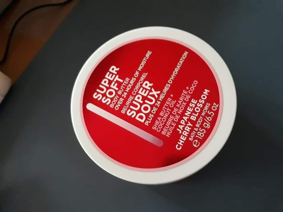 Super Soft Body Butter Japanese Cherry Blossom 185g winsunniesface