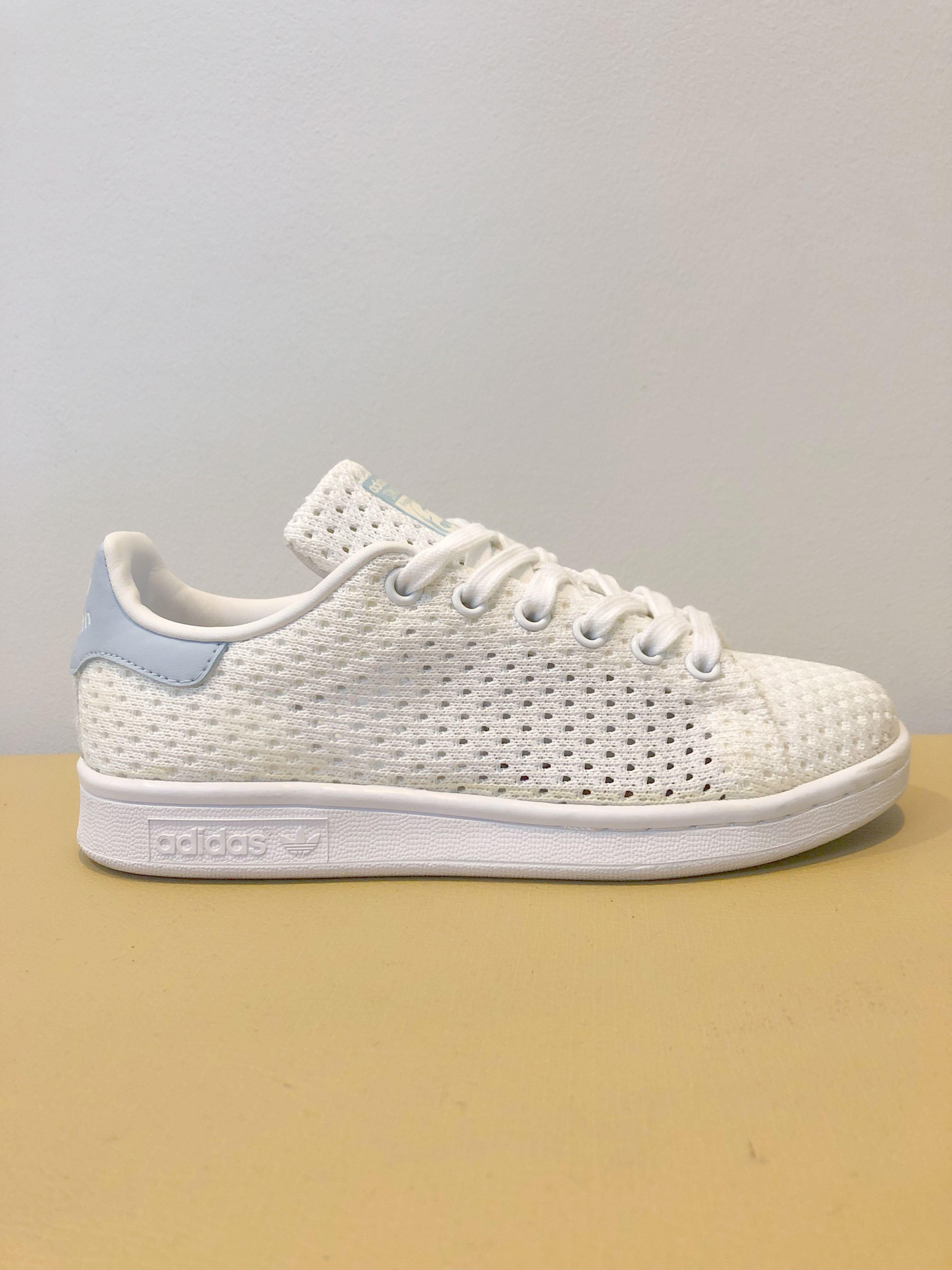 US5 Adidas Stan Smith Knit Mesh in Baby 