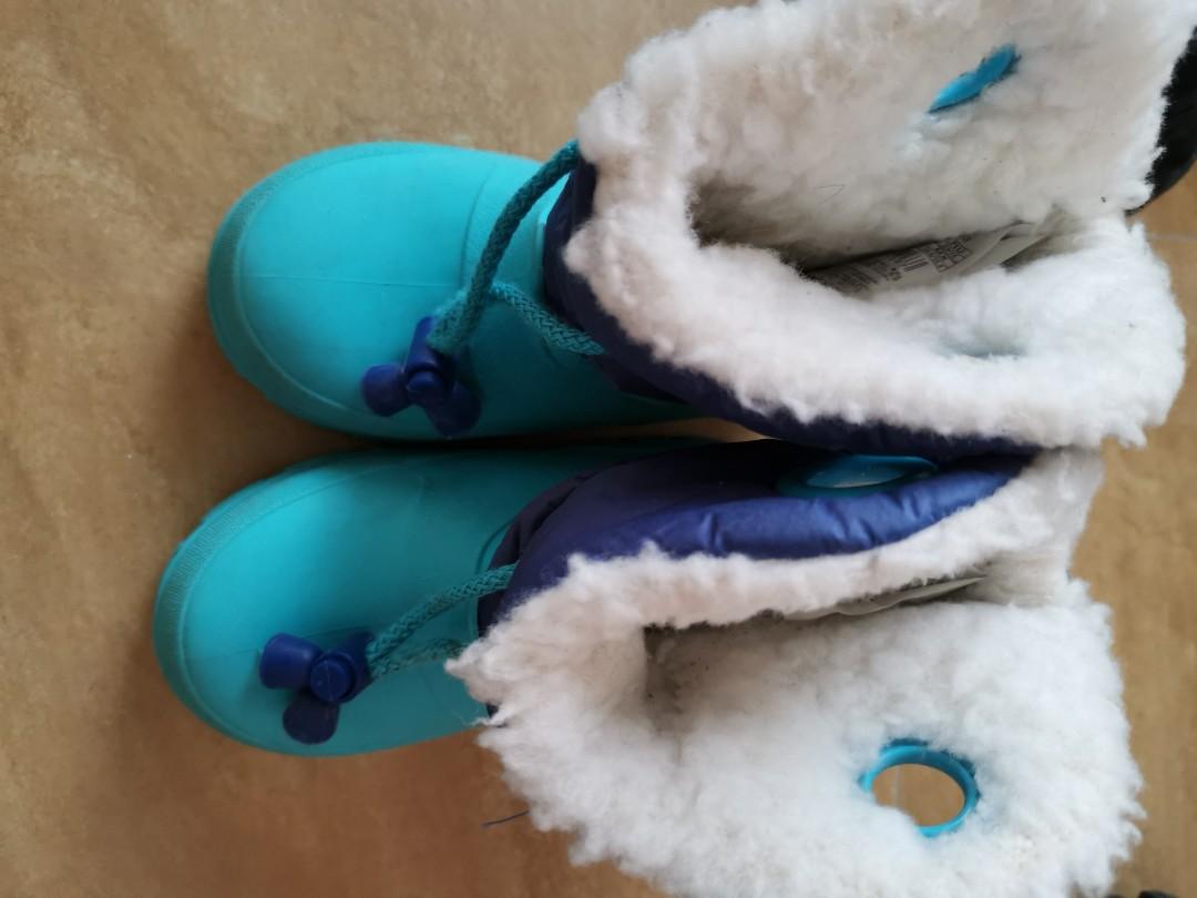 Decathlon Winter snow boots for Baby toddler Everything Else on Carousell