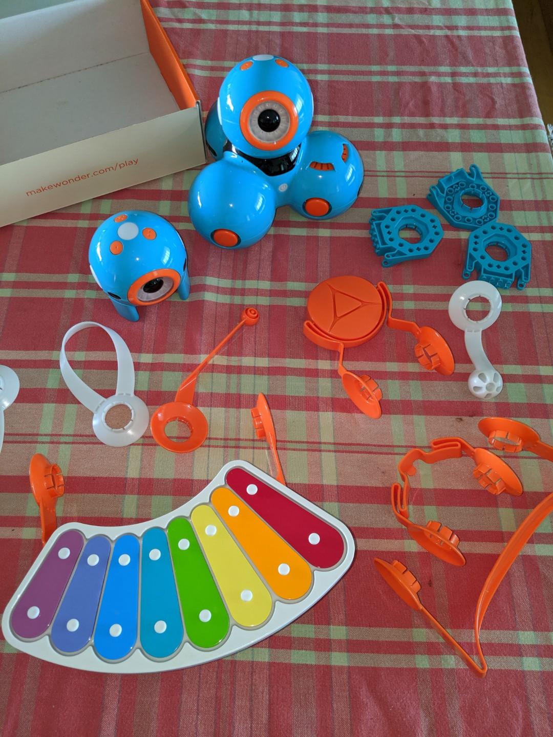 dot and dash robot wonder pack