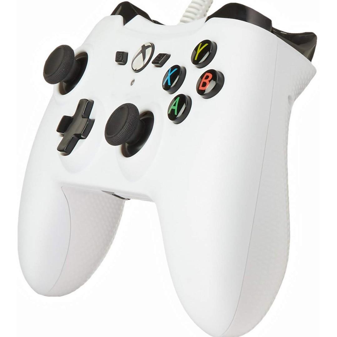 Amazonbasics xbox one controller top