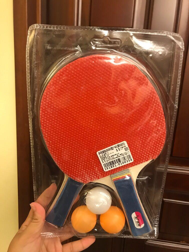 桌球拍组(球拍两只,球三颗)