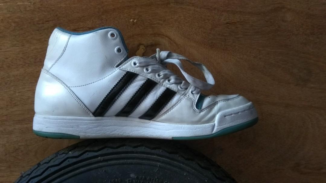 Adidas midiru court mid, Fesyen Pria 