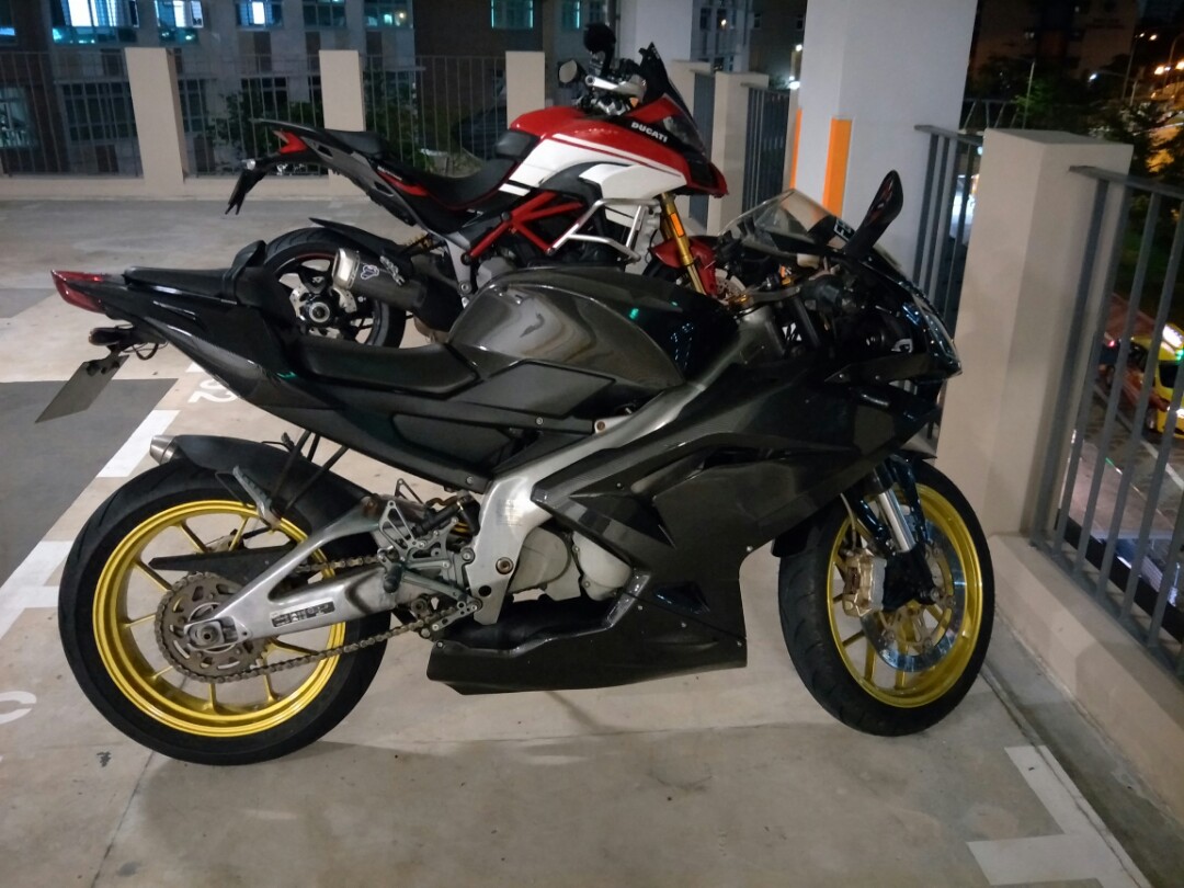 aprilia_rs125_carbon_fibre_model_1562556950_025ba486.jpg