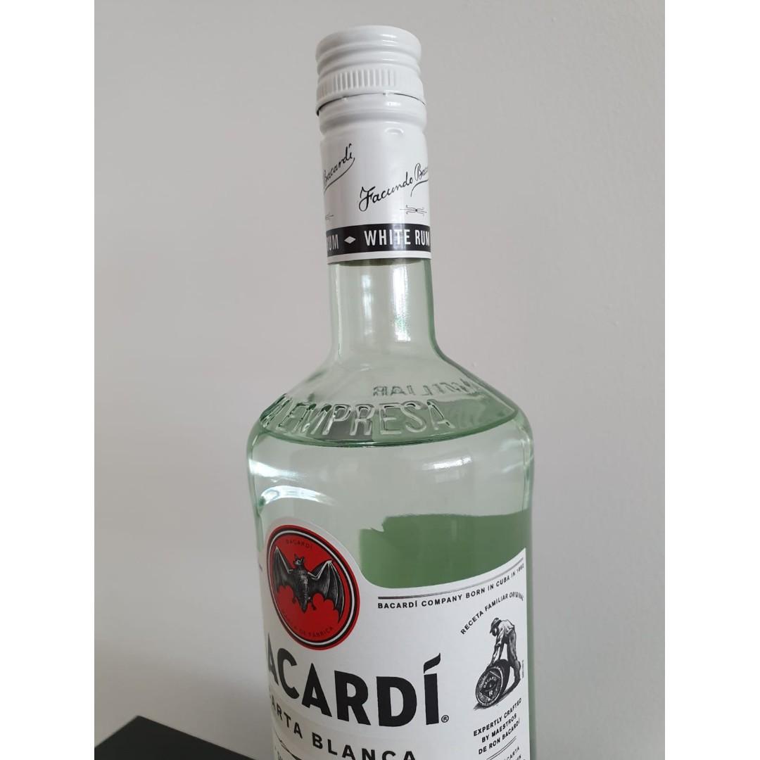 BACARDI CARTA BLANCA 1L RUM (Opened Bottle), Food & Drinks, Alcoholic