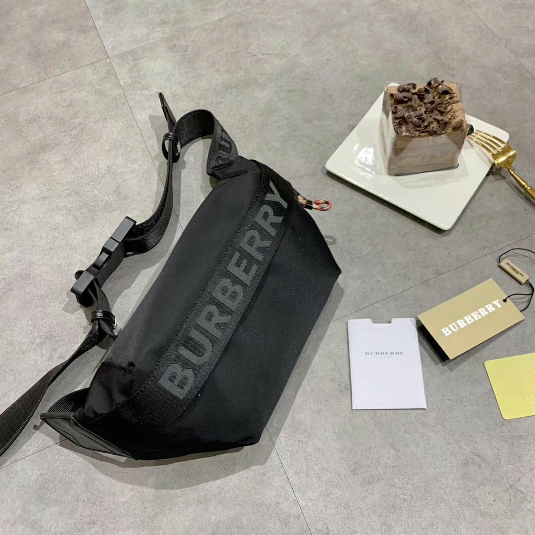 Burberry Pouch Bag, Luxury, Bags & Wallets on Carousell