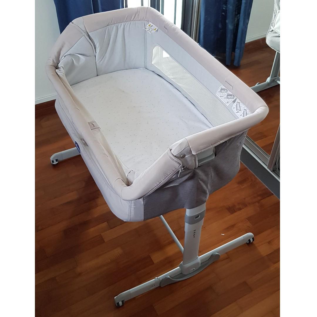 Chicco next to me dream hotsell side sleeping crib