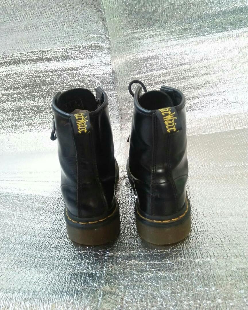 who makes dr martens