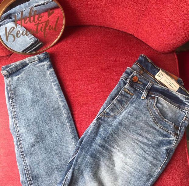 Esprit Denim (Category: Other Bottoms) located in Iligan City. Submitted by hello_imaliah (Listing ID 237833667, Image 2). Description: Original Esprit Denim Runs small Used twice only Can pass as new.