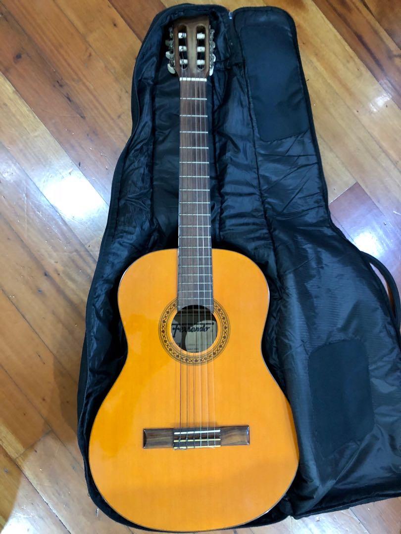 Fernando classical guitar top