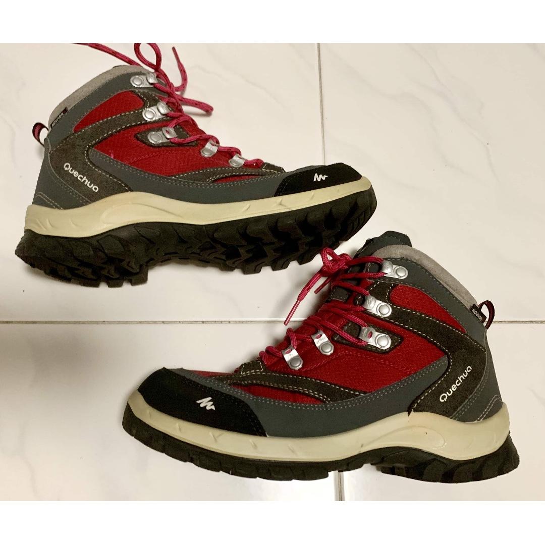womens walking boots size 6.5