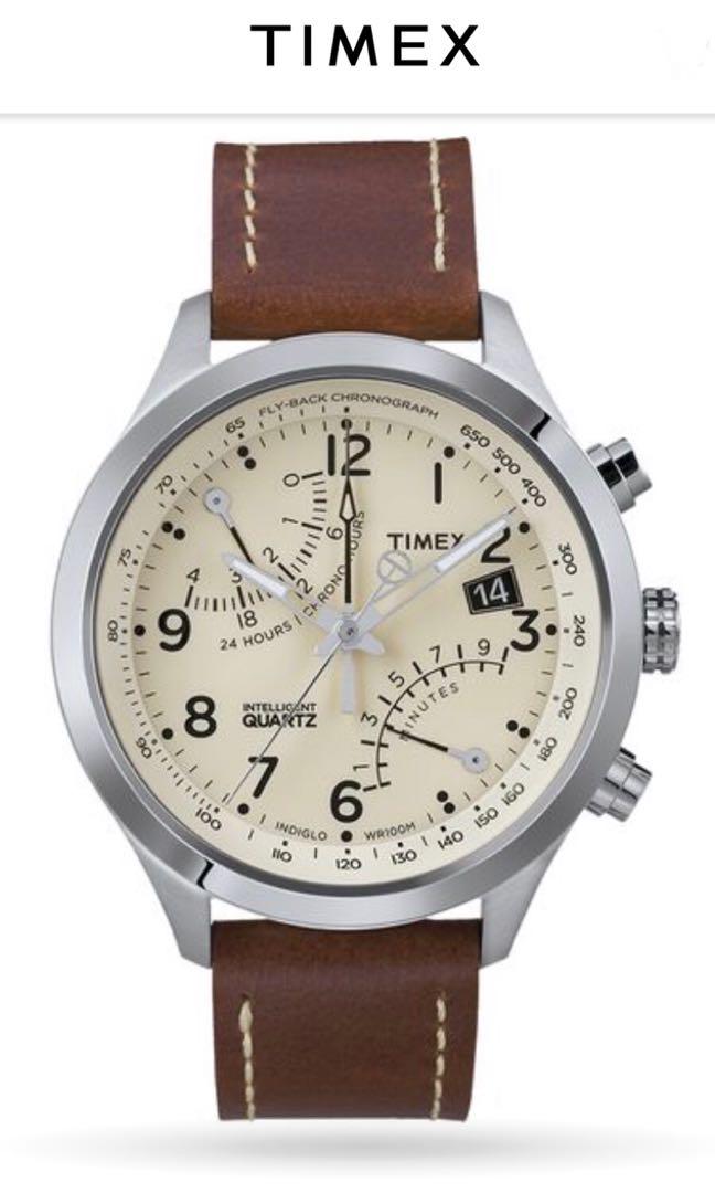 Quartz flyback outlet chronograph