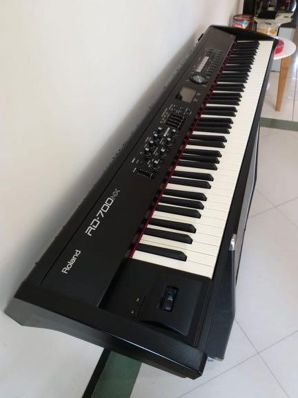 Keyboard Roland Rd 700 Nx Type Tertinggi Musik Media Alat Di Carousell