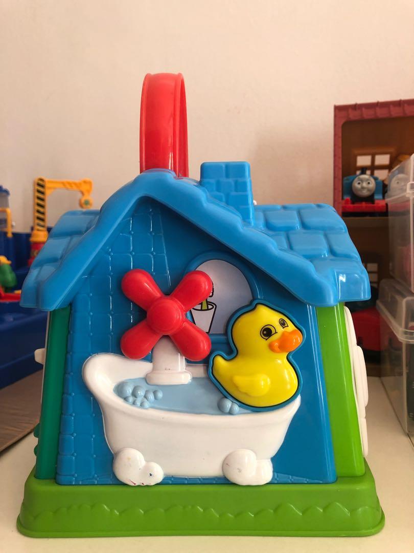 Leapfrog house, Babies & Kids, Toys & Walkers on Carousell