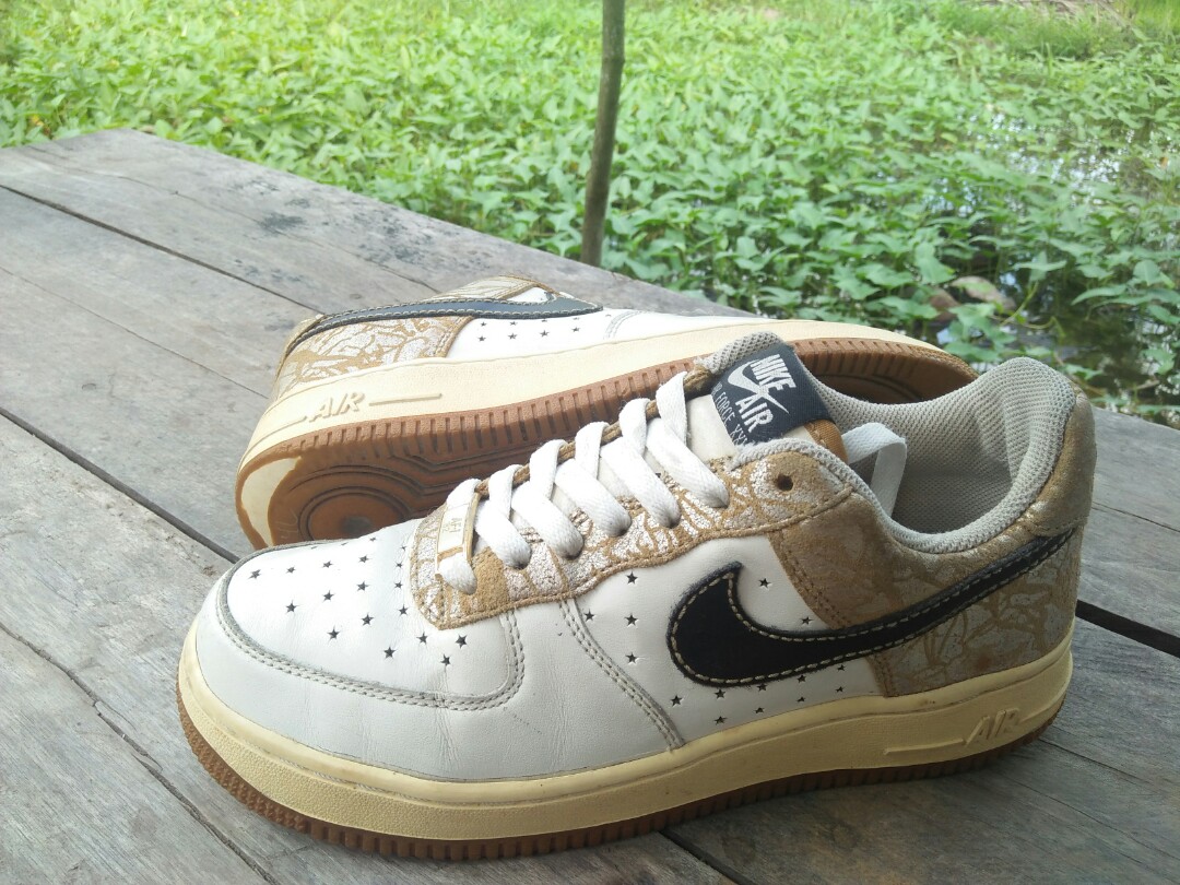 Air force one metallic gold sale