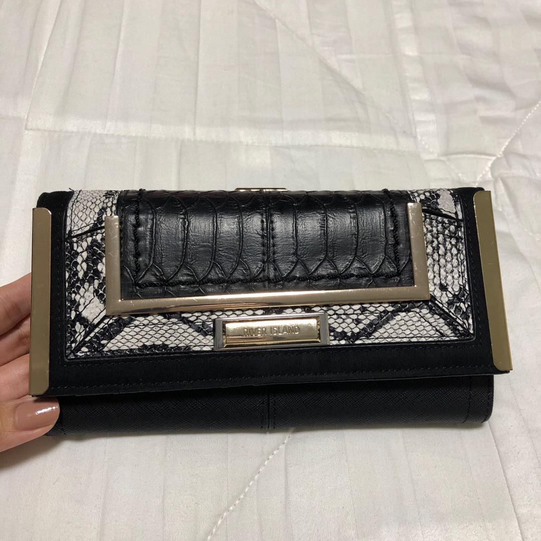 River Island wallet on Carousell