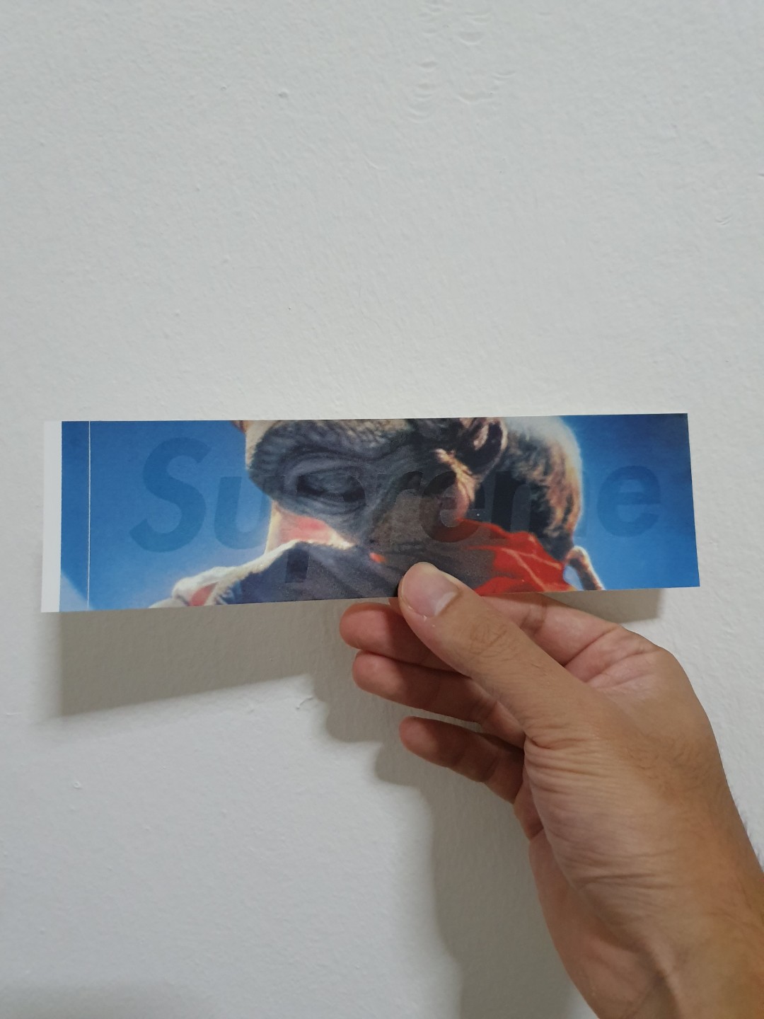 Et supreme sticker hot sale