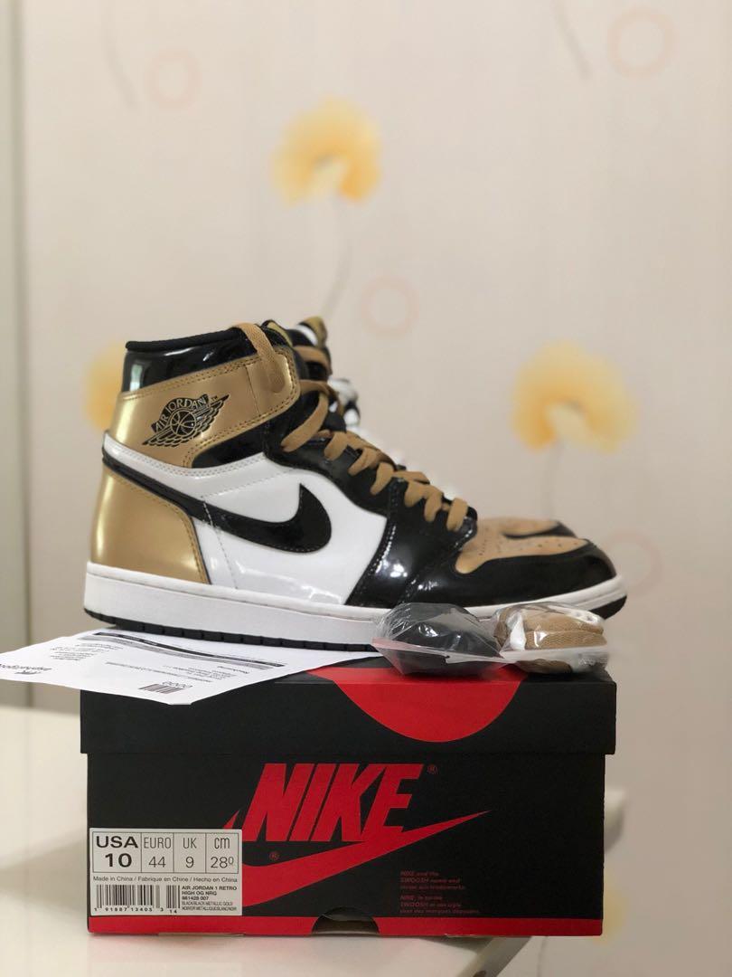 jordan retro 1 high og gold toe