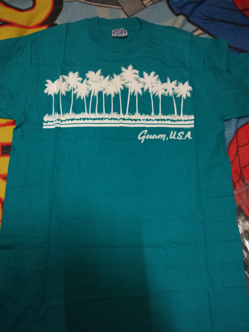 Vintage t shirt hawaii made in Men's Fashion, Tops & Sets, Tshirts & Polo Shirts