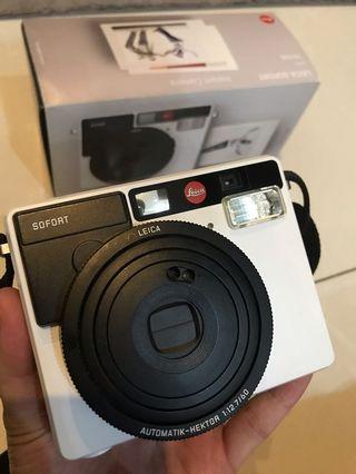 Leica Sofort instax camera instant