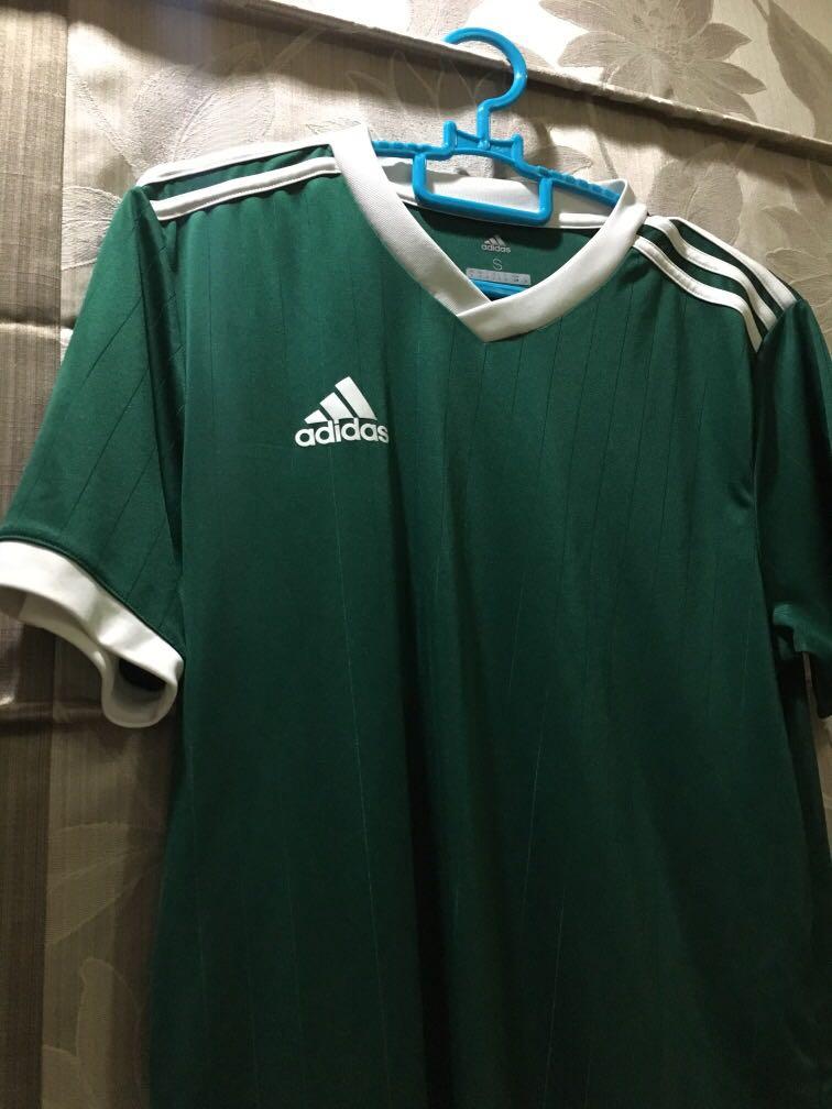 dark green adidas top