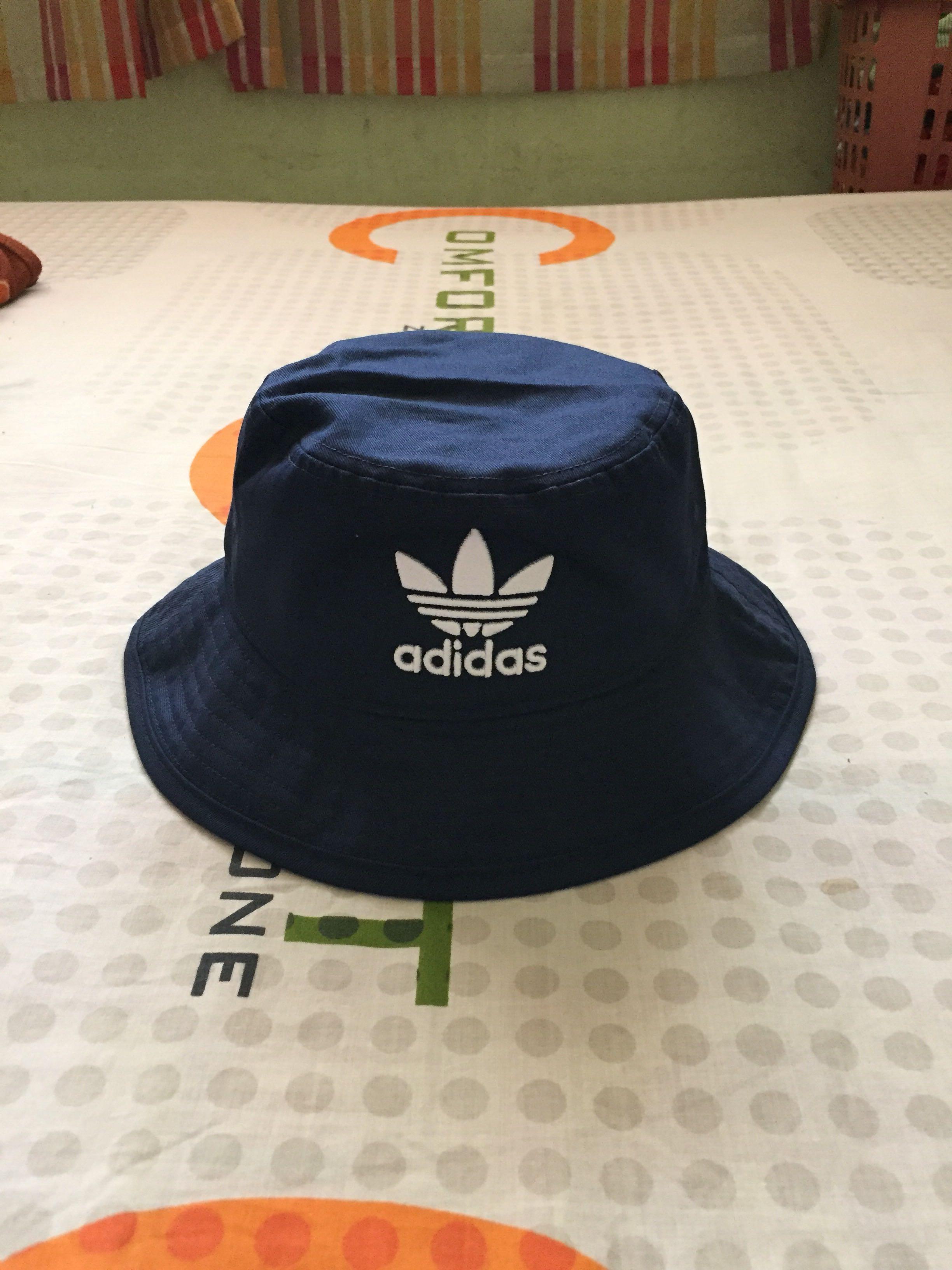 adidas originals adicolor bucket hat