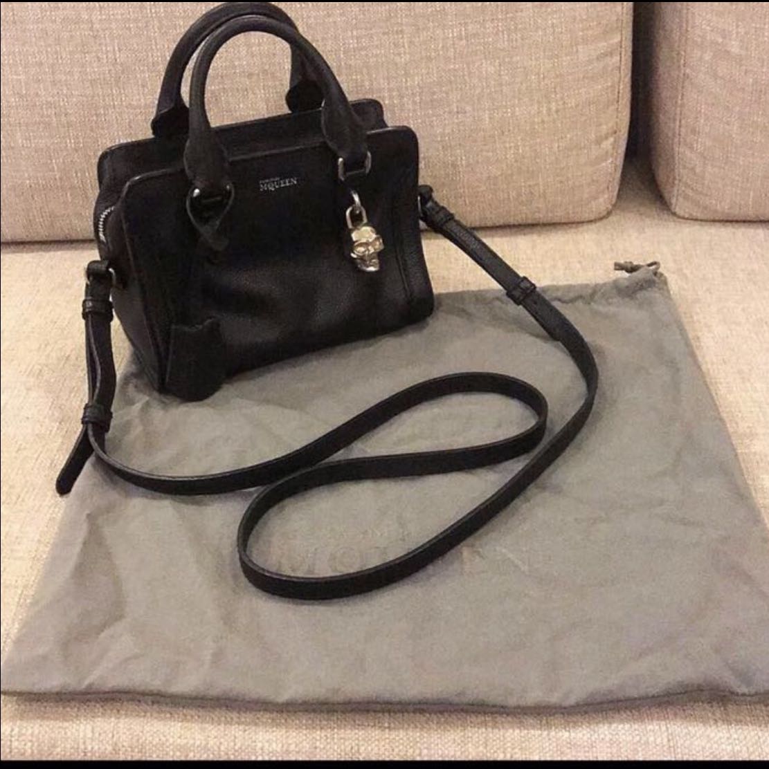 Alexander mcqueen mini new arrivals padlock crossbody bag