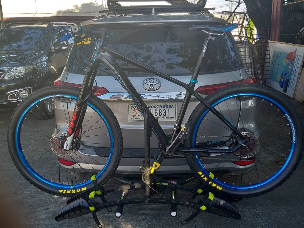 BIKE Rack and Receiver Hitch, Sports Equipment, Bicycles & Parts