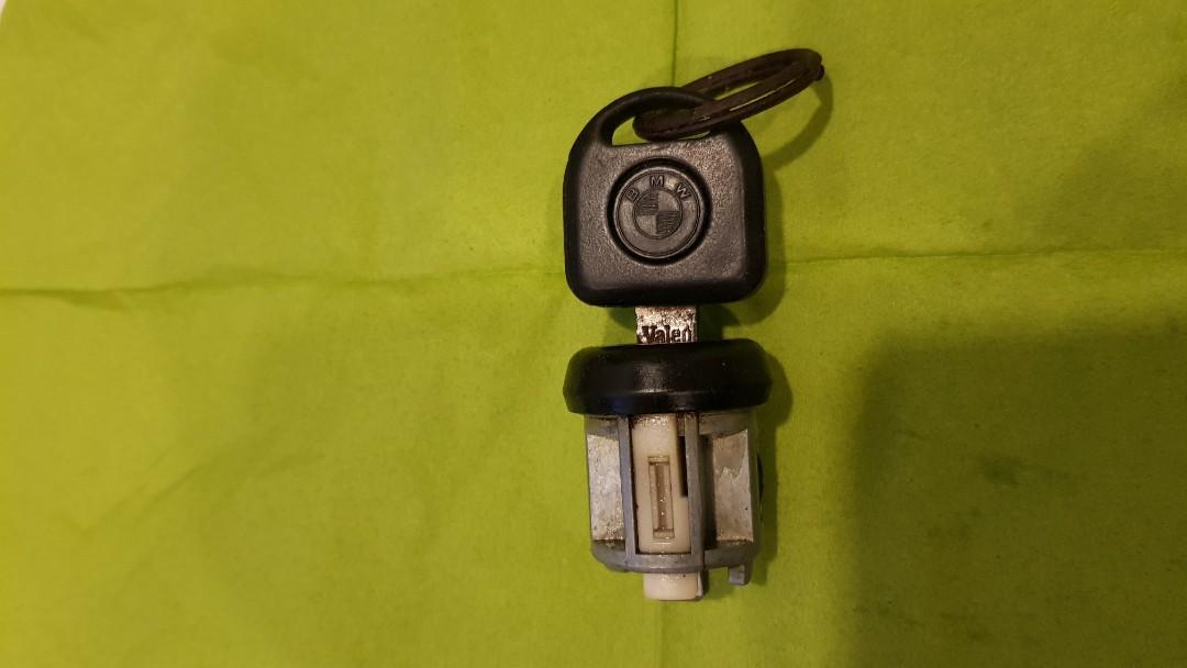  BMW e31 e34 e36 (88-94) Ignition lock Tumbler +Keys OEM e32 :  Automotive