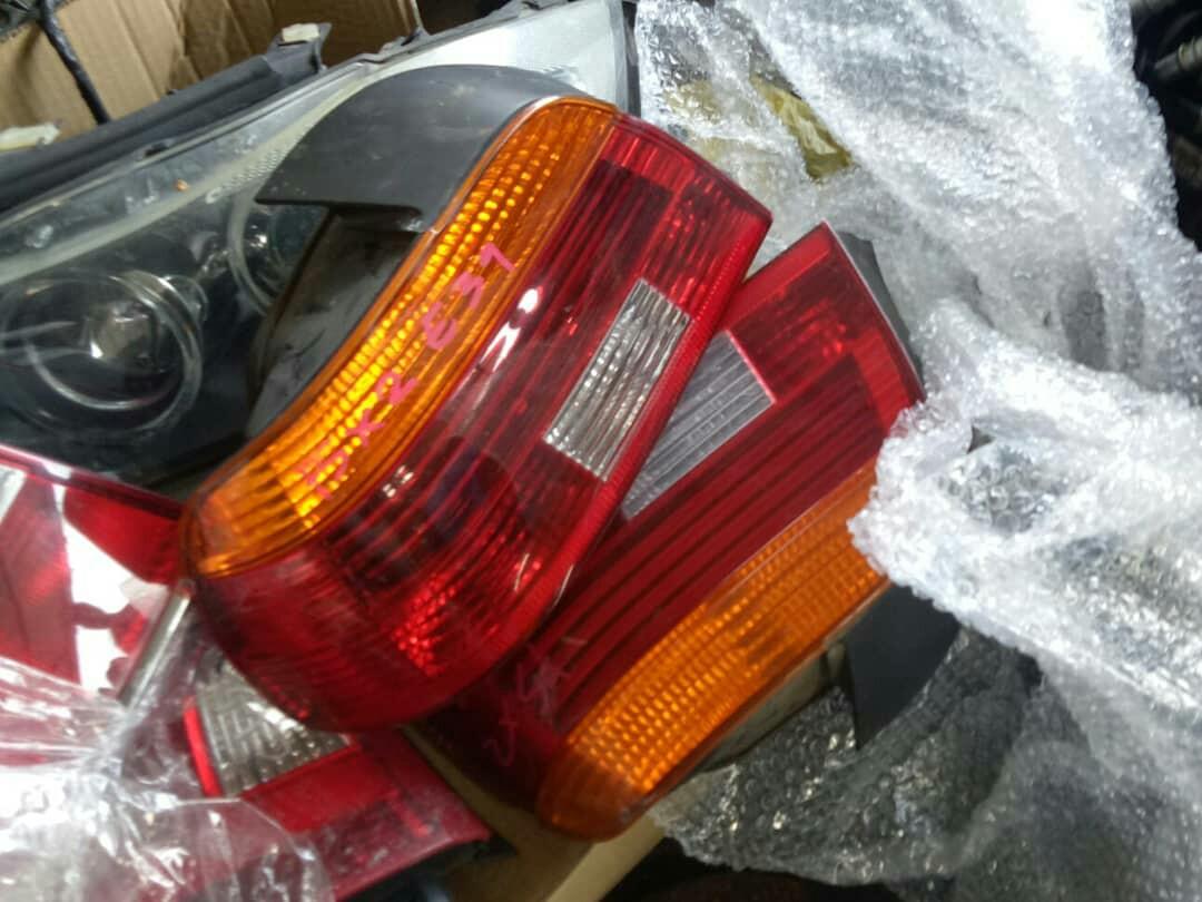 E39 tail light deals