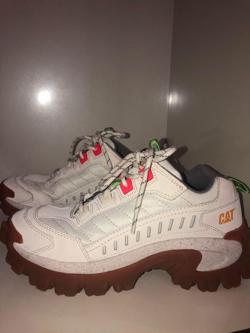 CAT intruder chunky trainers