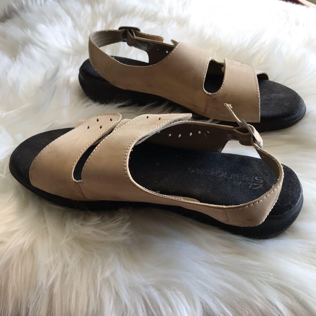 Clarks springers hotsell sandals uk