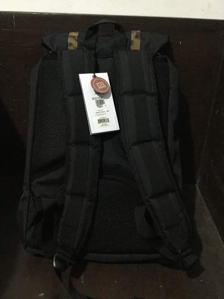Herschel Little America (Category: Backpacks) located in Bulacan. Submitted by cassiophia (Listing ID 238100059, Image 2). Description: Bought it off a sale but never got to use it!! Original and never been used. Price is still slightly negotiable. :> Meet ups: Robinsons Place Malolos .
