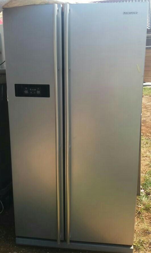 Kulkas Samsung Side By Side Super Dingin Siap Antar Kitchen Appliances Di Carousell