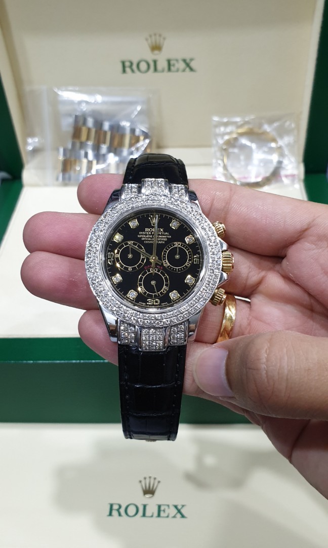 Rolex Daytona 116523 Half Gold Diamond Maker Black Dial With