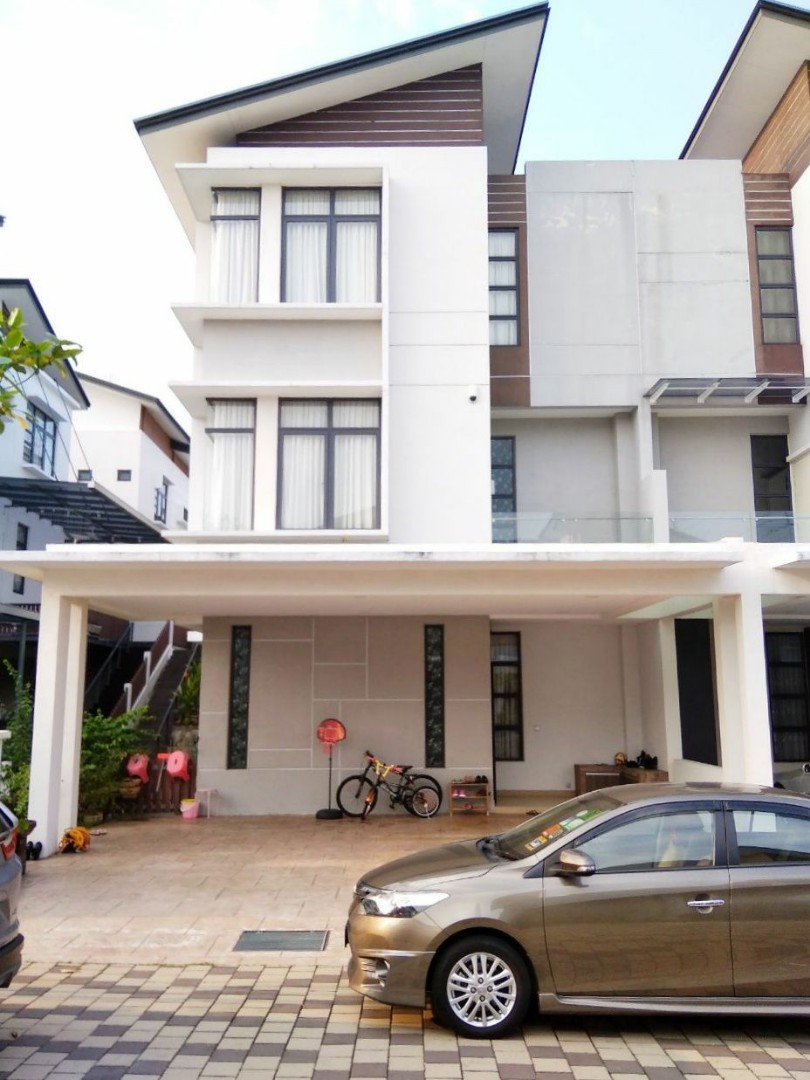 Taman Equine Sunway Eastwood 3Storey SemiD, Property, For Sale on
