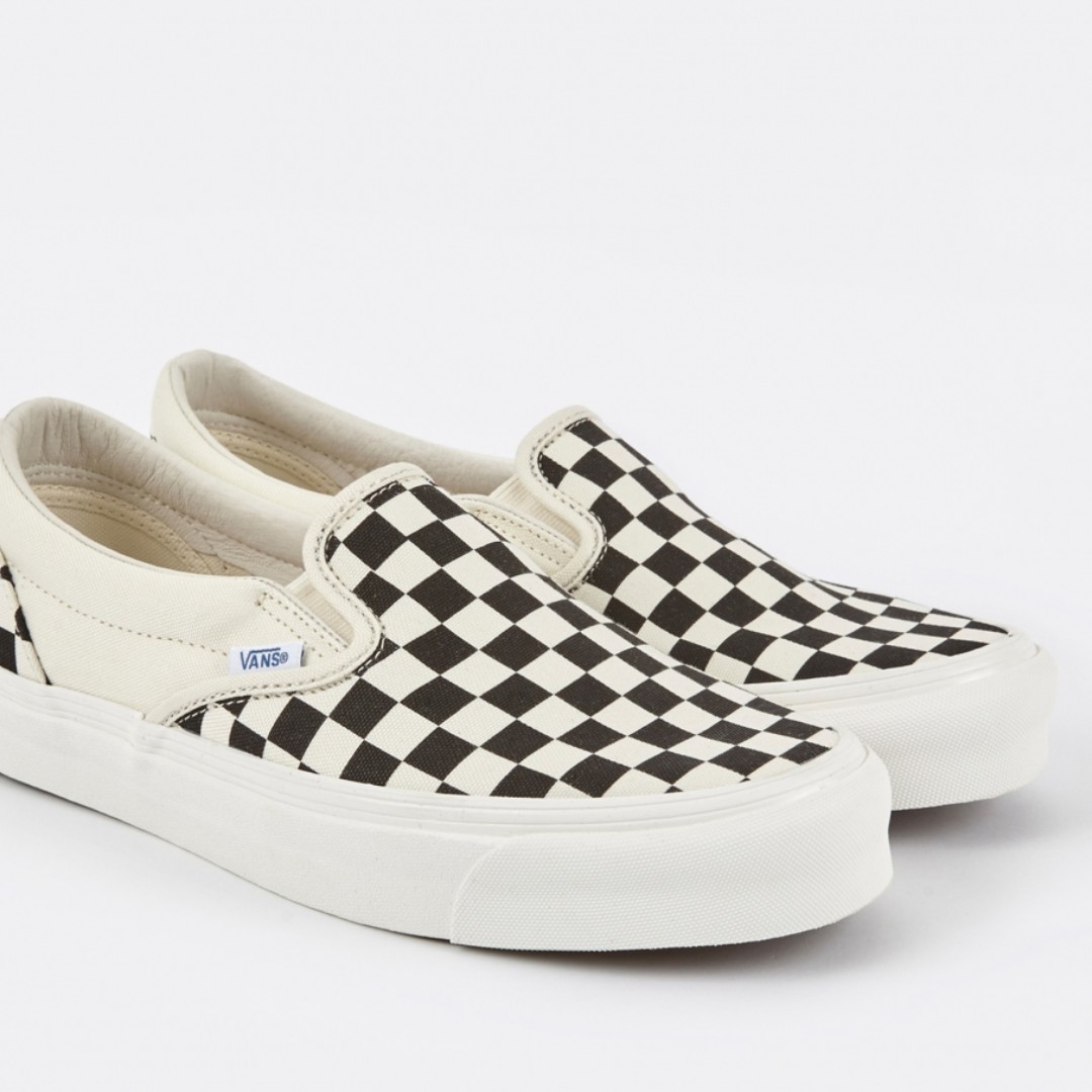 vans vault og slip on checkerboard