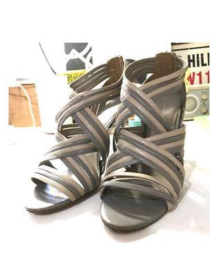 Strappy Heel Sandal (Neutral Gray & Nude)