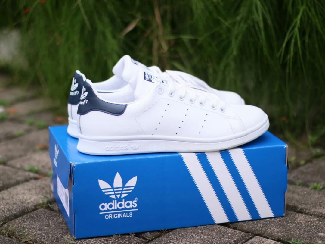 adidas stan smith white navy