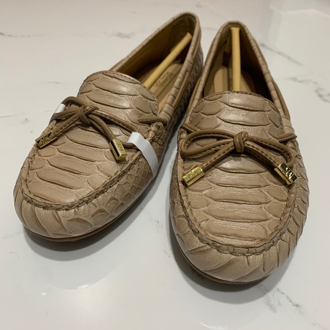 michael kors ladies loafers