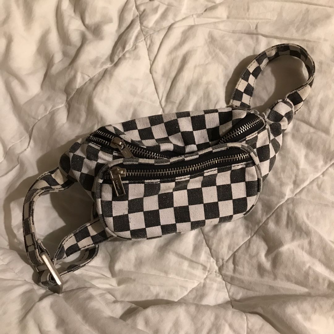 Fanny pack brandy hotsell melville