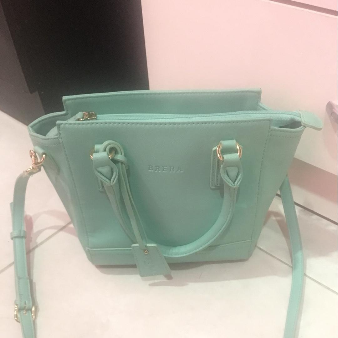 brera sling bag