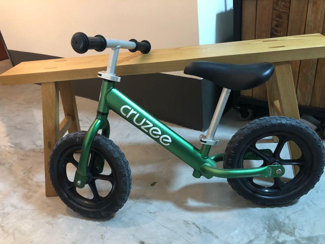Cruzee balance bike green Clearance
