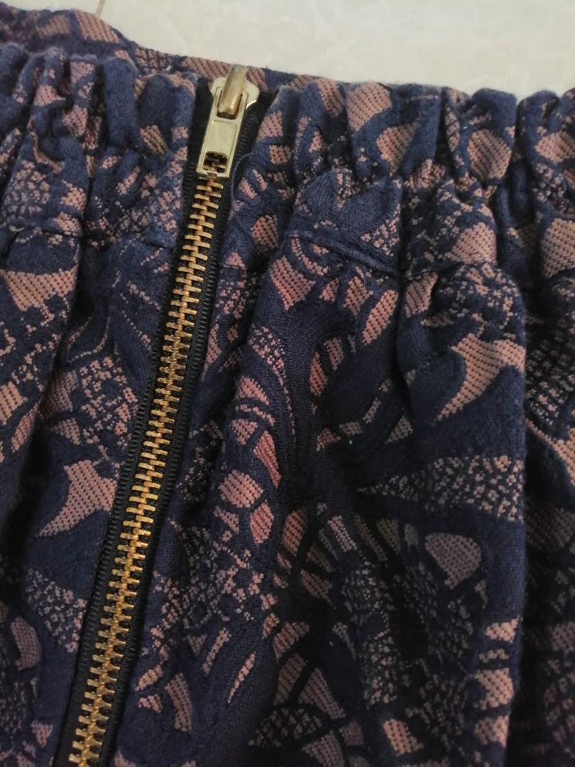 Cute skirt | FREE SHIPPING (Category: Skirts) located in Silang. Submitted by gaell.declutter (Listing ID 238197022, Image 3). Description: Very pretty😍😍😍 Fit: small to medium From Canada FREE SHIPPING*** (NCR, Cavite, Laguna) Buy 2 items from my listings and you get 50 PESOS DISCOUNT! Buy 3 and you get 100 PESOS OFF!!! 🎉🎉🎉 💸 Payment options BPI Gcash Paypal Palawan Express LBC 🚚 Shipping Erim express #freejuly.