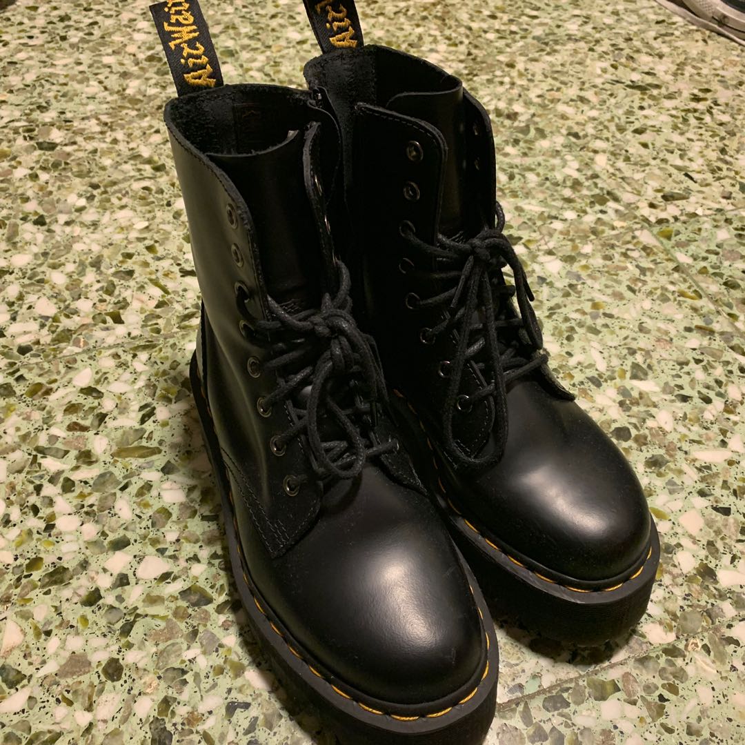 jadon 8 eye dr martens
