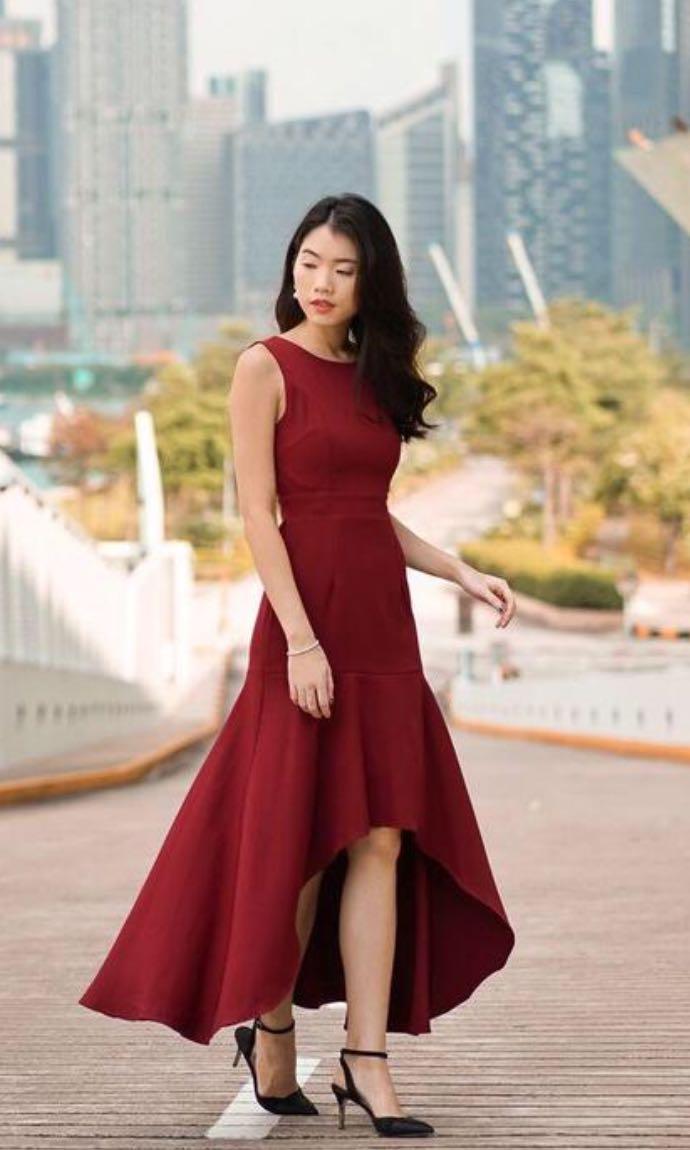 burgundy fishtail maxi dress